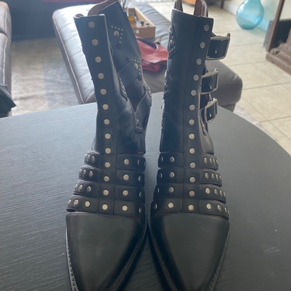 RARE Coach Phoebe Booties - Picture 3 of 6